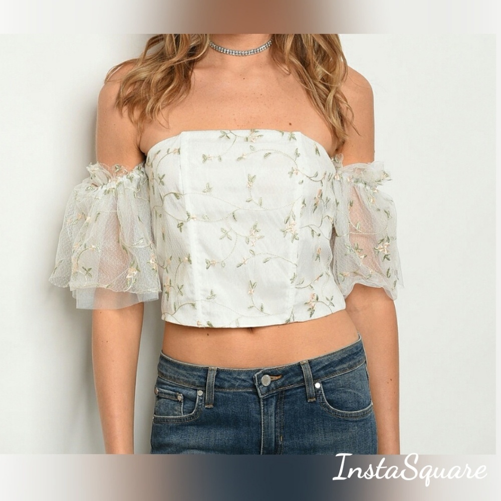 Short Sleeve Off The Shoulder Floral Crop Blouse